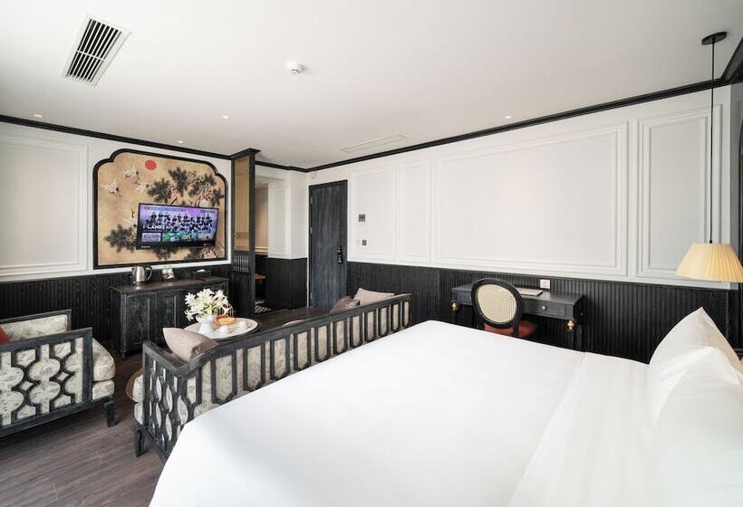 هتل Luxe Paradise Premium