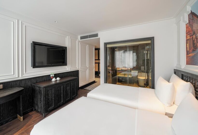 هتل Luxe Paradise Premium