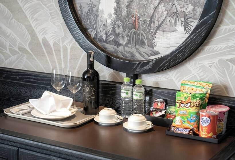 هتل Luxe Paradise Premium