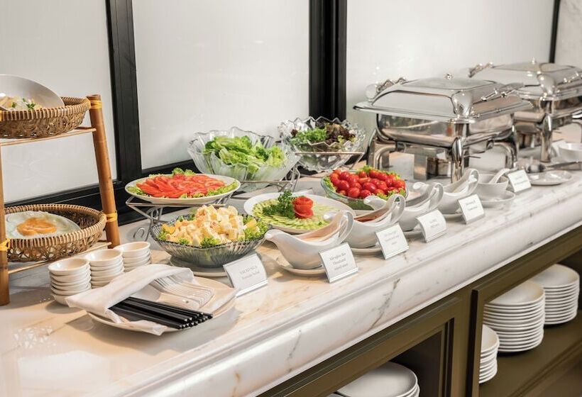 هتل Luxe Paradise Premium