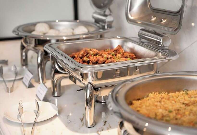 هتل Luxe Paradise Premium