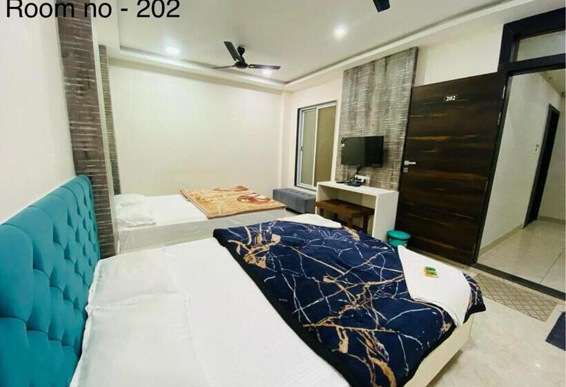 فندق Raghuveera Palace, Ujjain