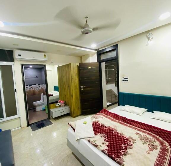 فندق Raghuveera Palace, Ujjain