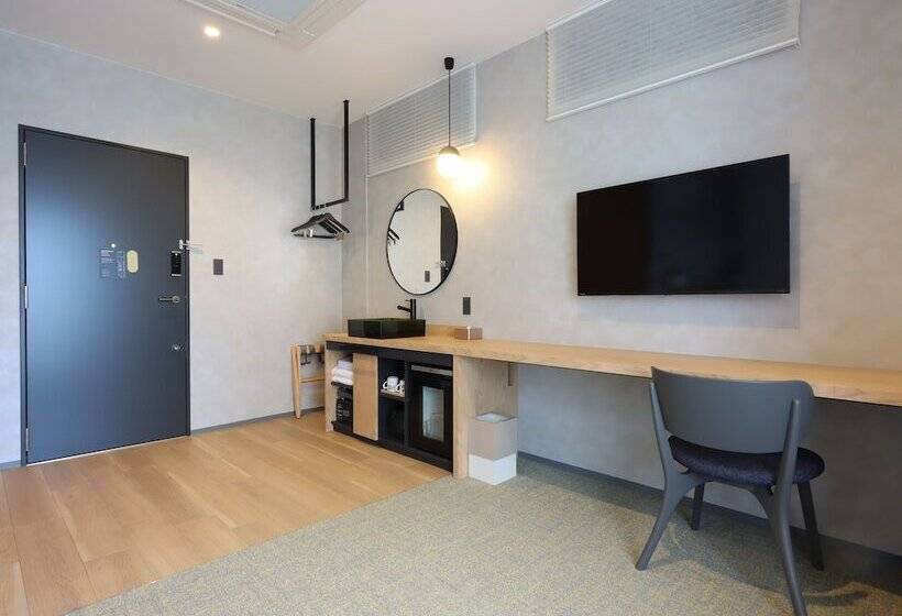 هتل Tomiya With M S