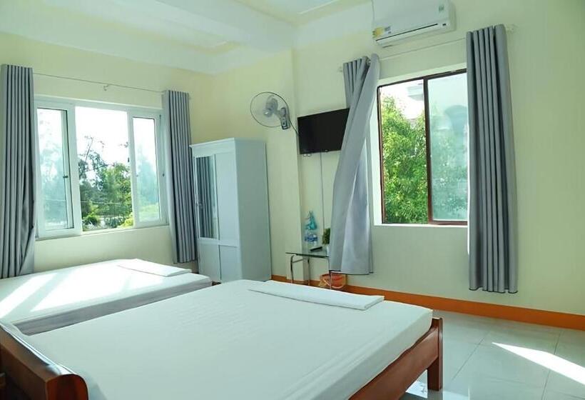 Hotel View Nhat Le Beach