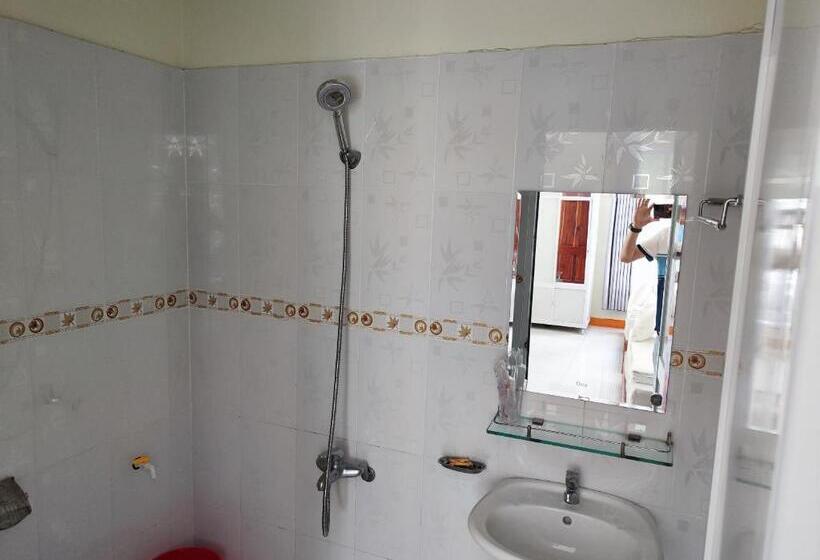 هتل View Nhat Le Beach