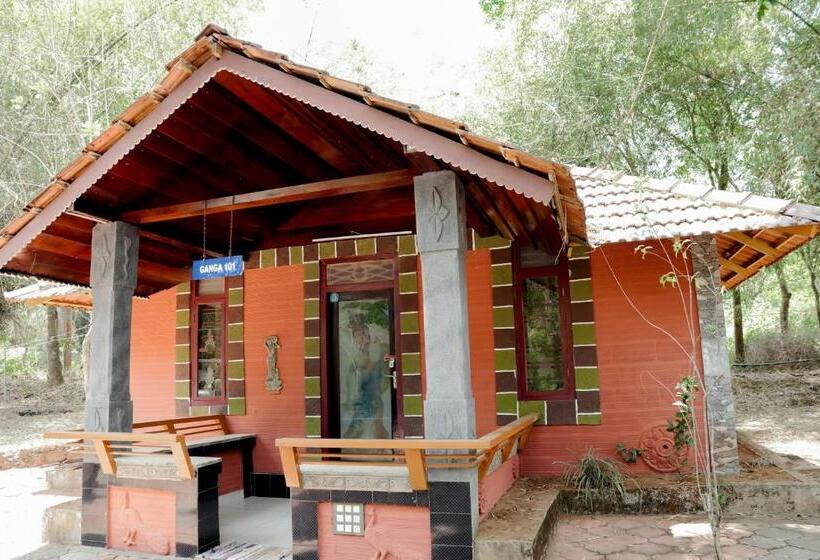 بنسيون Misty Night Jungle Side Resort