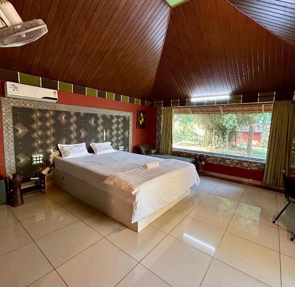 بنسيون Misty Night Jungle Side Resort