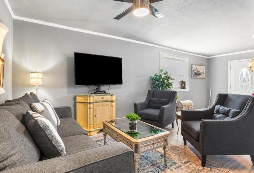 بنسيون Salt Block   French Serenity Suite 3