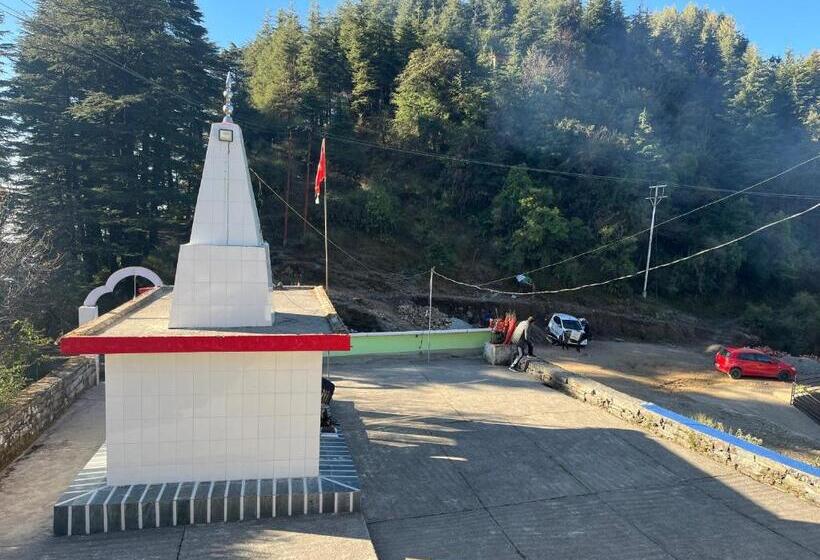 ベッドアンドブレックファースト Pine Cottage