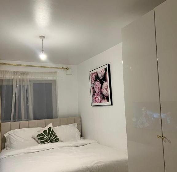 Bed and Breakfast Stars Luxury Home