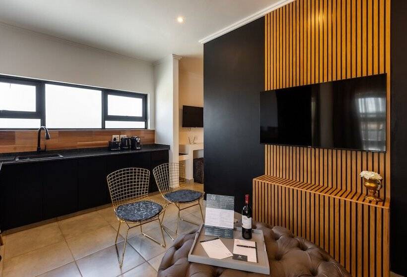 Bedfordview Hotel & Apartments