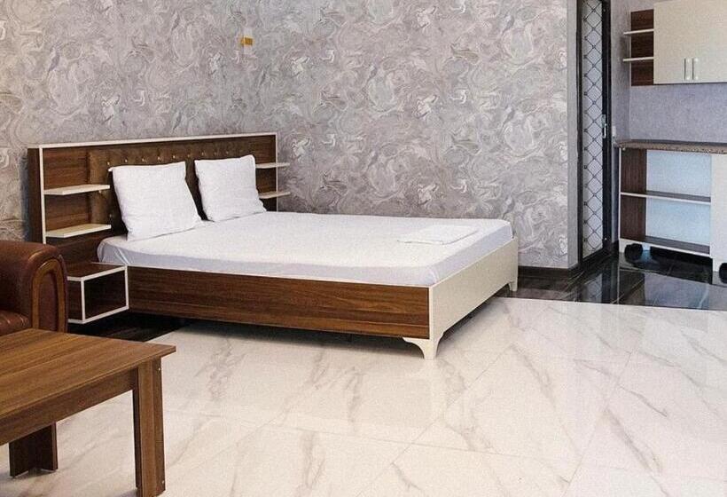 בית מלון כפרי Al Breeze