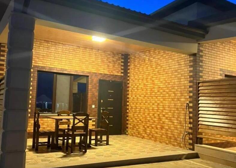 בית מלון כפרי Al Breeze