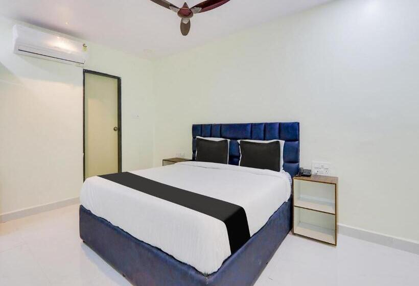 هتل Collection O Sri Narmada Grand