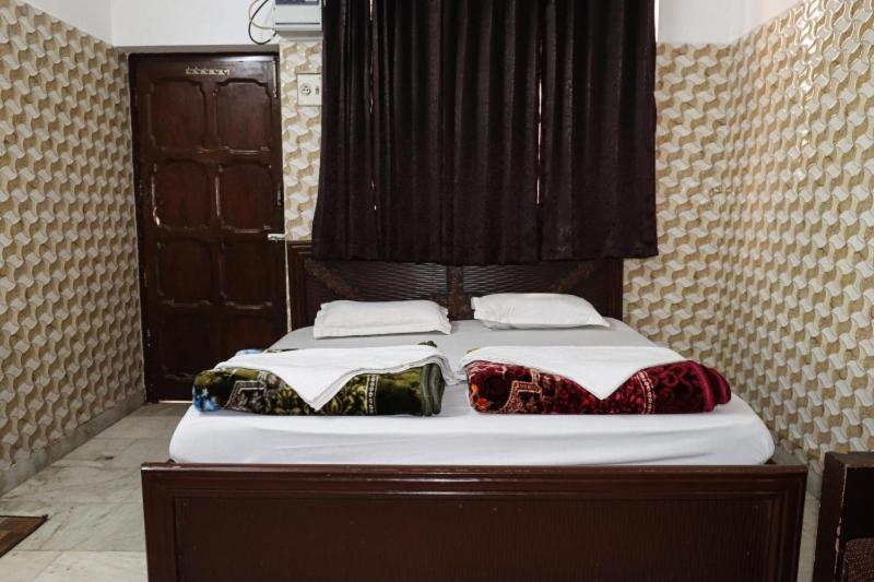 Отель Govind Priya Ashram