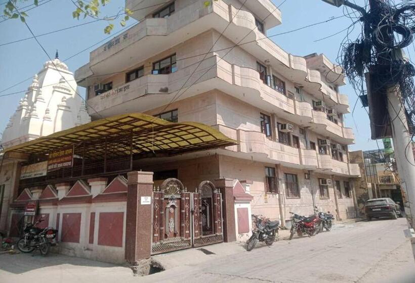 Отель Govind Priya Ashram