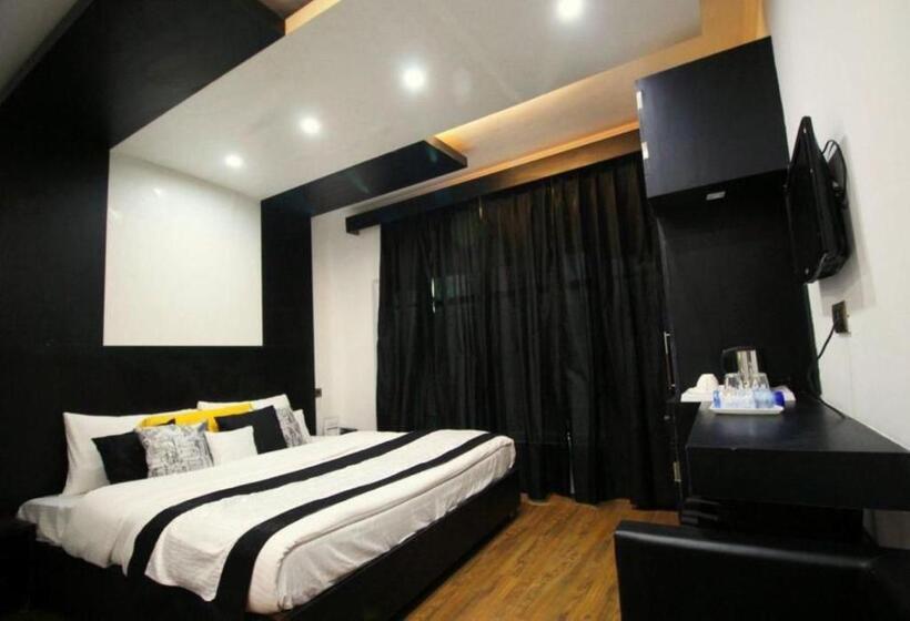 فندق Green Leaf , Srinagar