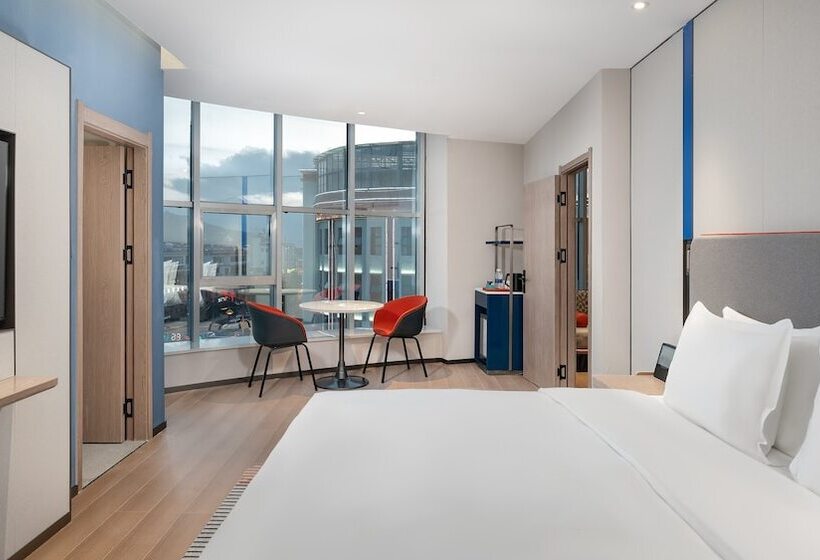 Отель Holiday Inn Express Shangri La By Ihg