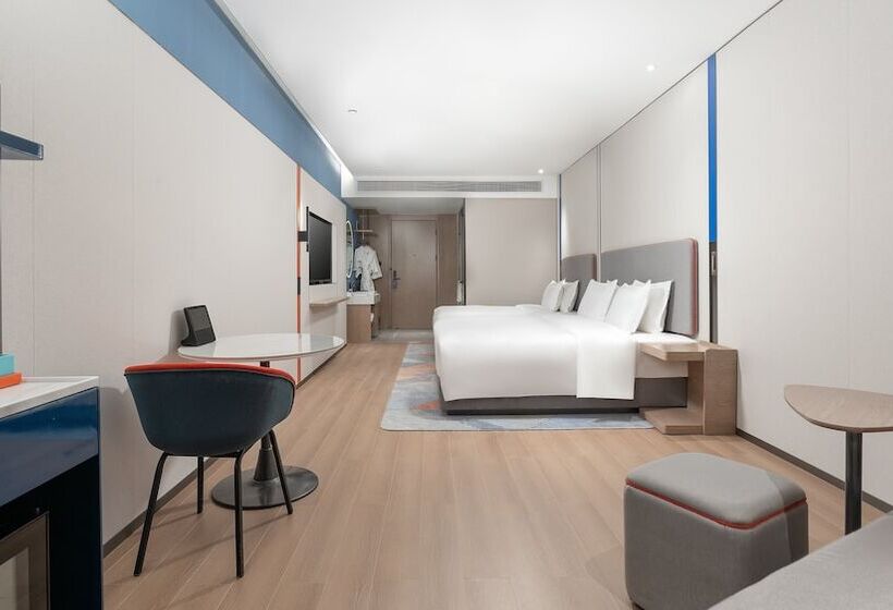 Отель Holiday Inn Express Shangri La By Ihg