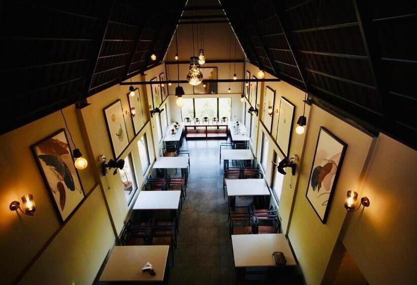 Отель Kap Korome Village Resort