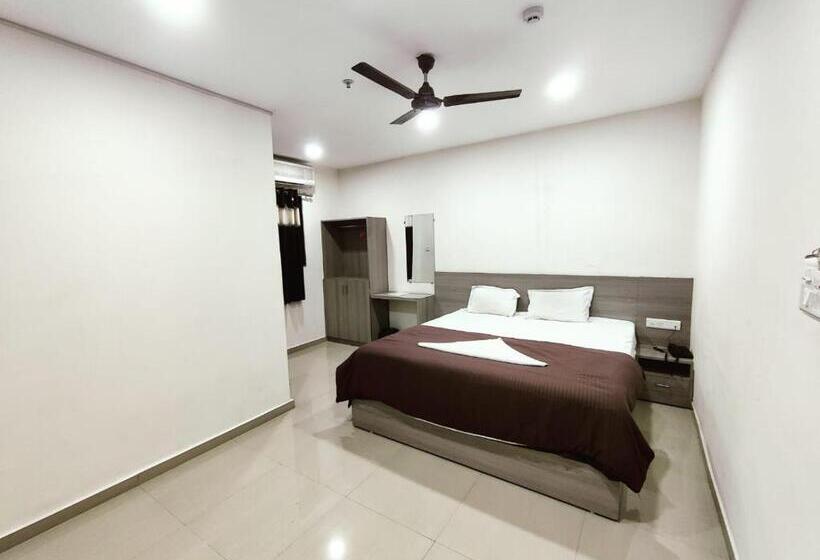 ホテル New Ratnakar