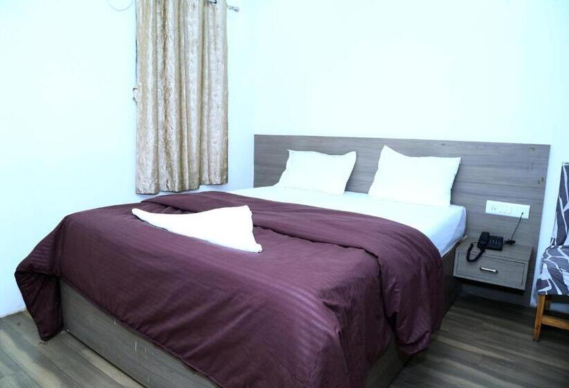 ホテル New Ratnakar