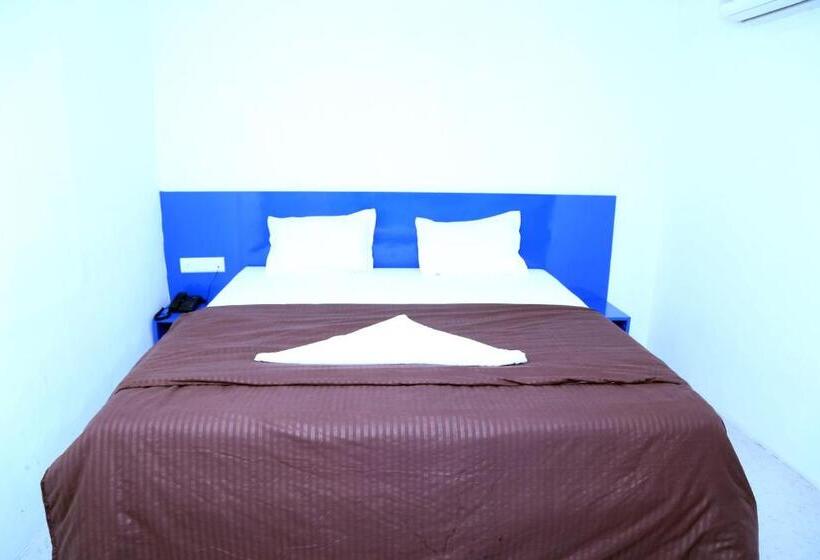 ホテル New Ratnakar