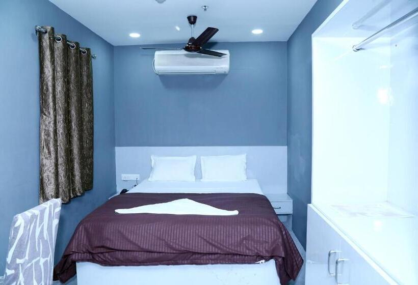 ホテル New Ratnakar