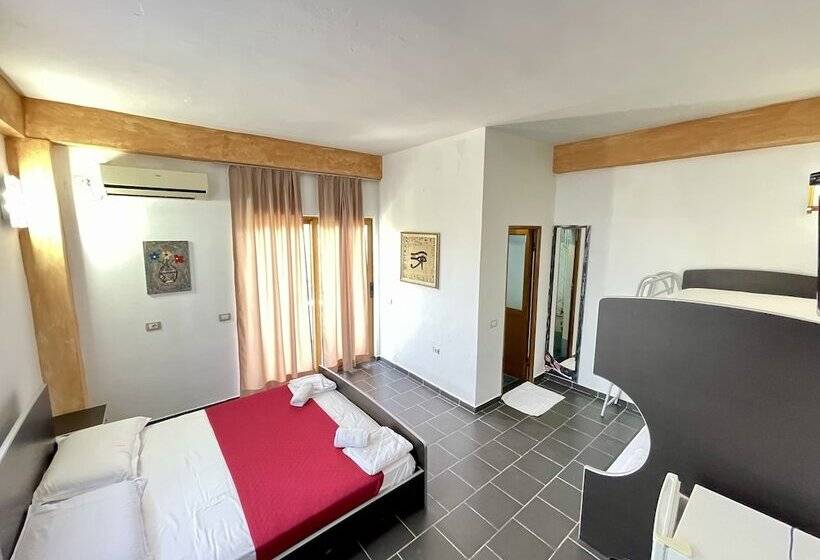 בית מלון כפרי Oasis