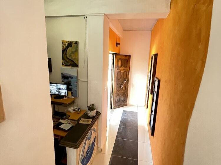 בית מלון כפרי Oasis