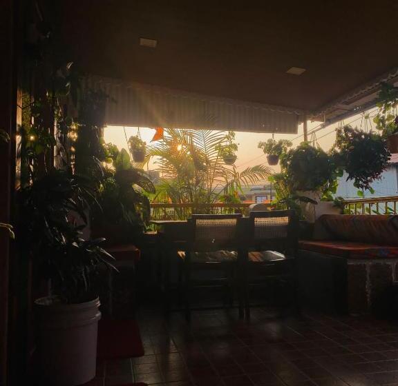 فندق Om Niwas Cottage