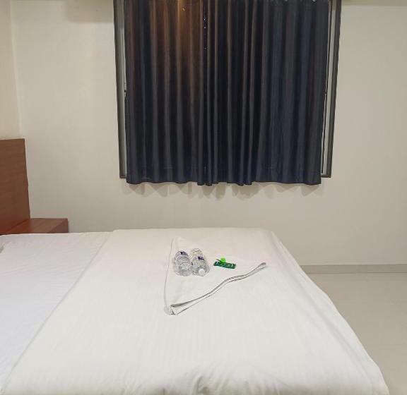 فندق Paradise Inn