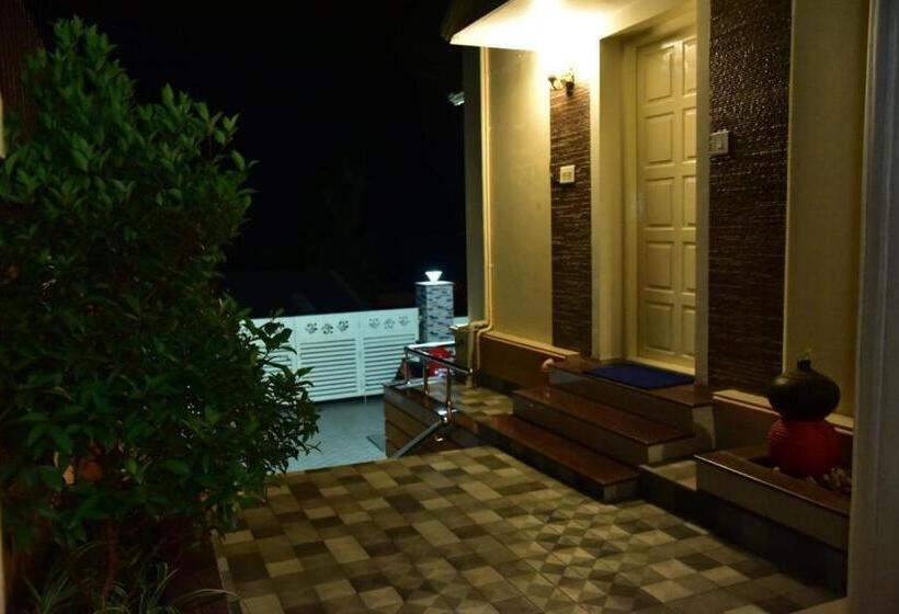 פנסיון Coorg Lotus Villa