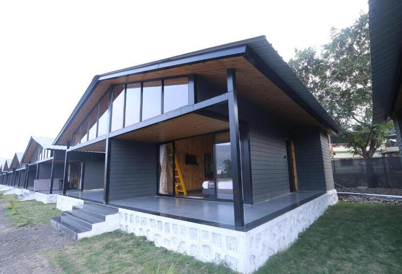 Shreephal Luxurious Resort  Best Resort In Saputara