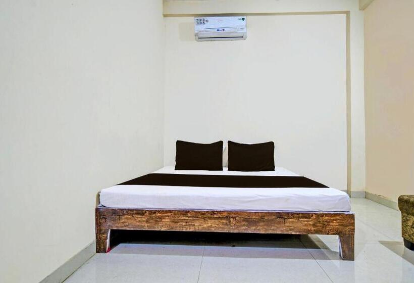 Spot On Hotel Park Bench Palace