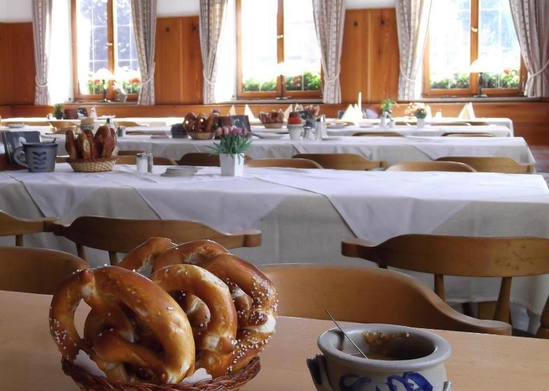 酒店 Gasthof Und Metzgerei Zur Post Peißenberg