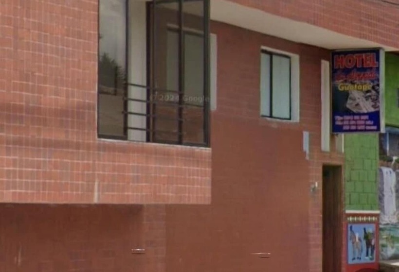 Отель La Avenida