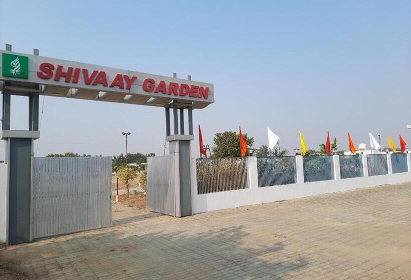 ホテル Shivaay Garden