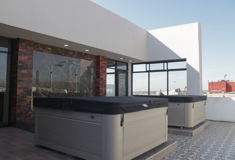 Отель Wellintown