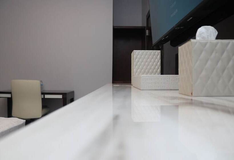 Отель Wellintown