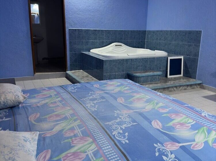 Motel Harrisson Villas & Suites Cuautla