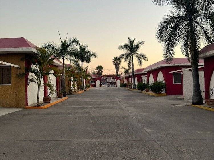 Motel Harrisson Villas & Suites Cuautla