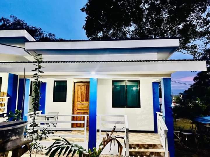 פנסיון Fn C Guest House