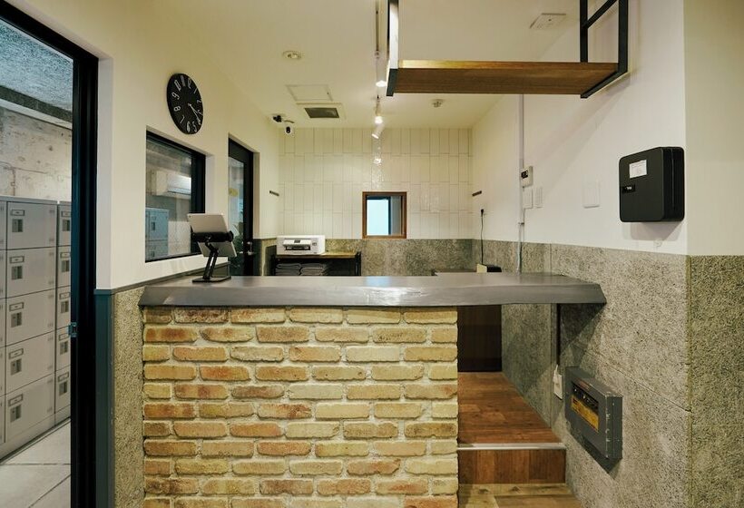 הוסטל Akasaka Guesthouse Hive