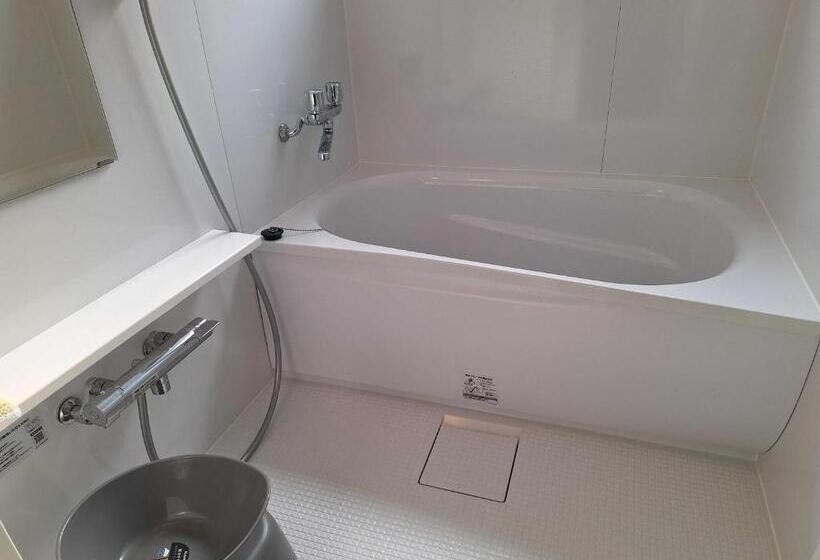 هاستل Gloce Sadoベースキャンプ宿根木