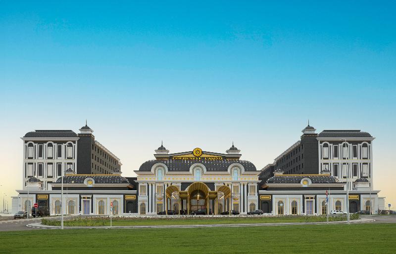 Goldeneye Hotel & Casino