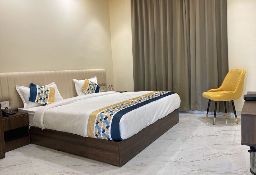 فندق Anant Resort