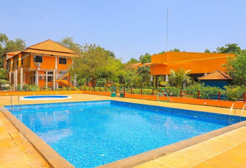 فندق Auro Wellness Castle