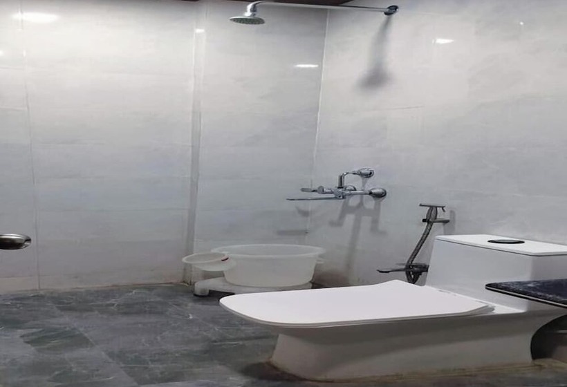 هتل Brij Palace & Restaurant